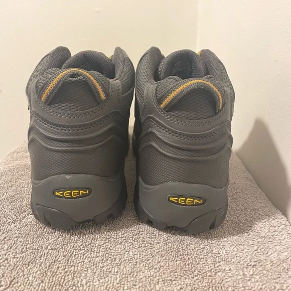 Keen Utility Work Boots | Size - 9D | Color - Raven / Tawny Olive | Steel Toe - Picture 8 of 11